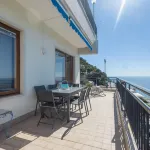 Sky & Sea Apartment by Wonderful Italy