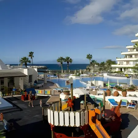 Hovima la Pinta Beachfront Family Hotel