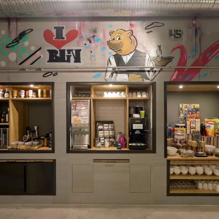 Moxy Berlin Humboldthain Park Отели рядом с достопримечательностью «Стадион в Виттенау»