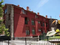 Las Casucas de Remoña Hotels in Ojedo