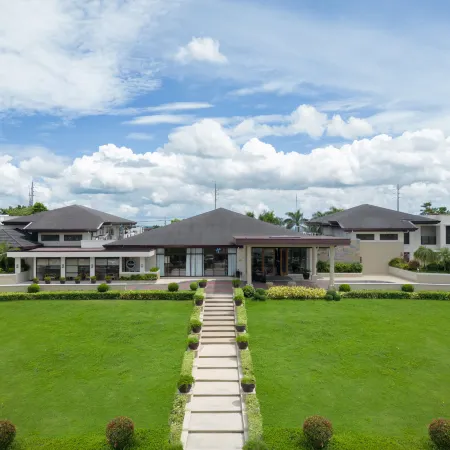 Holiday Inn & Suites BATANGAS LIMAPARK by IHG