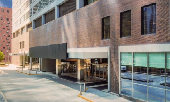 Voco Chicago Downtown - Riverwalk by IHG