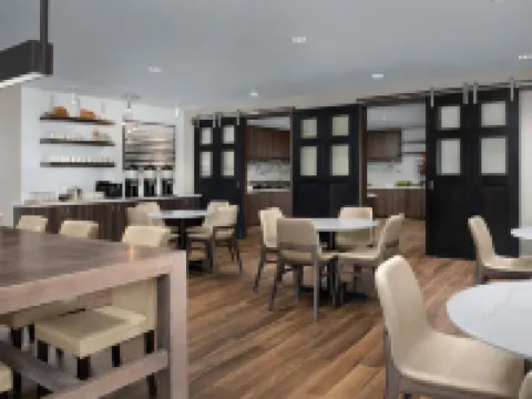 弗雷斯諾克洛維斯萬豪居家酒店 克洛維斯酒店