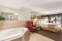 Travelodge by Wyndham Owen Sound Hotels in Owen Sound