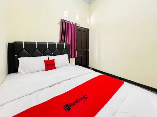 RedDoorz Syariah near Alun Alun Wonosobo 4 Hotel a Mojotengah