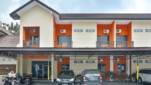 Omah Ambarukmo Hotels in Depok