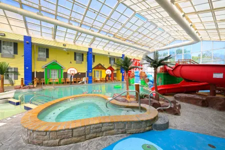 Comfort Inn Splash Harbor
