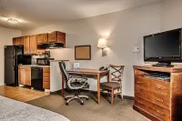 Candlewood Suites OAK HARBOR by IHG - Pysäköinti