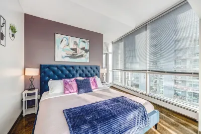 Luxury 2BR Condo - Downtown City Views! Hotel a 