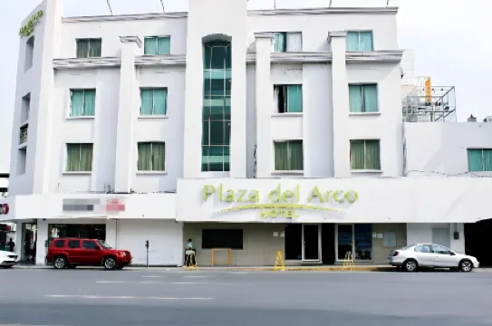 Hotel Plaza del Arco - Monterrey