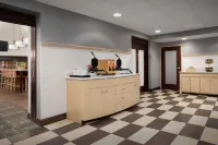 Hampton Inn & Suites Knoxville/North I-75 - parking