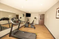 Quality Inn & Suites Hammond Near I-8090 - Gym