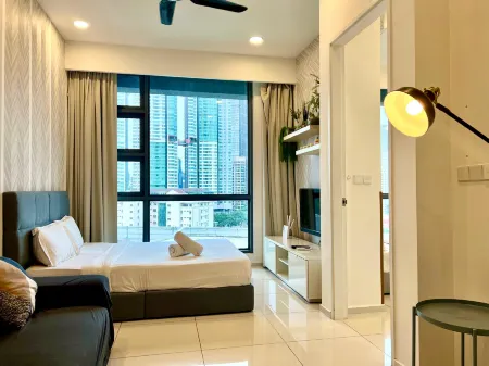 The Robertson Bukit Bintang by San Eclipses