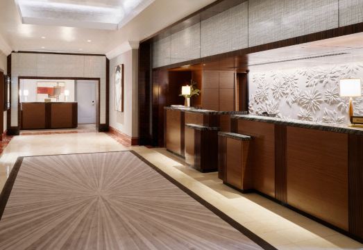 깔끔하게 정돈된 최고급 욕실