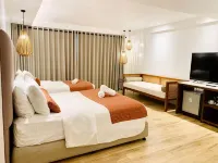 White House Beach Resort