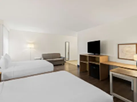 Spark by Hilton Wichita East Hotels in Wichita