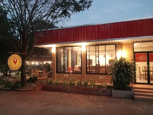 Erawan Guesthouse - 2-Star