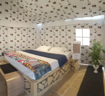 Star View Desert Camp Отели рядом с достопримечательностью «ДЖИП САФАРИ КХЕРИ»