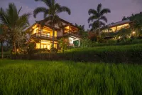 Lesong Hotel and Restaurant Hotell i Buleleng