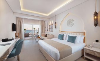 Sunrise Remal Beach Resort