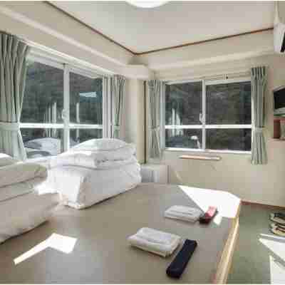 山水館川湯まつや Rooms