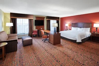 Hampton Inn & Suites Milwaukee/Franklin Các khách sạn ở Franklin
