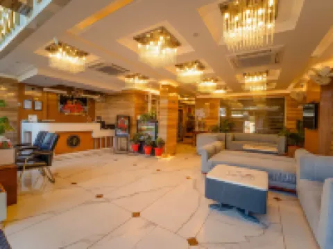 Hotel the Grand Dewan โรงแรมในกัตรัช