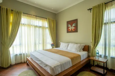Kinga Homes Boutique Hotel Отели в г. Моши