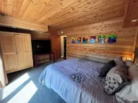 Hillside hideaway in pine mountain club