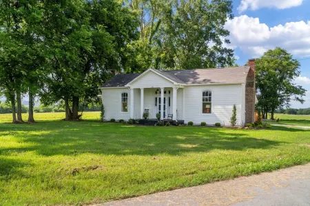 The Cottage at Southbend Farm
