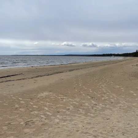 Naubinway Basecamp - 40 miles west of Mackinac Bridge on US 2