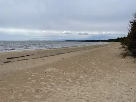 Naubinway Basecamp - 40 miles west of Mackinac Bridge on US 2
