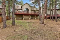 Bunk-Bed House Nestled in the Trees Hotels near Flagstaff Pulliam Airport