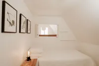 Modern A-Frame with Hot Tub