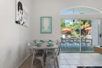 Modern Oasis for Starry Nights and Festive Lights