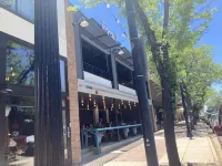 Family friendly Home in the center of Longmont!