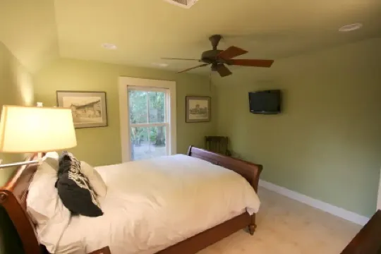 Boundary Street Getaway in Old Town Bluffton!