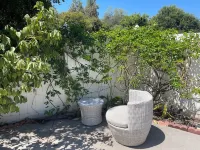 Luxury Separated Guest UnitSpecial rate for Aug 25-Sept 4 Hotels in East Pasadena