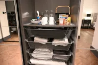 RURAL LUXURY ROOM WITH WETROOM and self catering facility Hotels in Rugeley