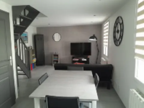 Guest House 400m from Marina and Shopping Area 索姆河畔聖瓦萊里酒店