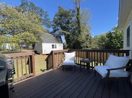 5BR 4B Huge Space with Game Barn Отели в г. Данин