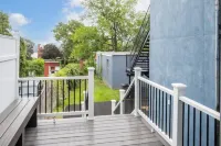 Modern Modest Design  Newburgh, Beacon, Westpoint  2nd. FL Apt. Hotels in Newburgh