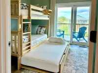 Seaside Pool, 2 King Beds with Ocean & Bay Views! St. 레지스 HOA 주변 호텔