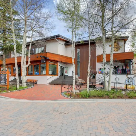 Heart Of Vail Village, Short Walk To Ski Slopes, Across From Solaris