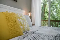 Joanna Gaines would stay here! Hotels in Sandpoint