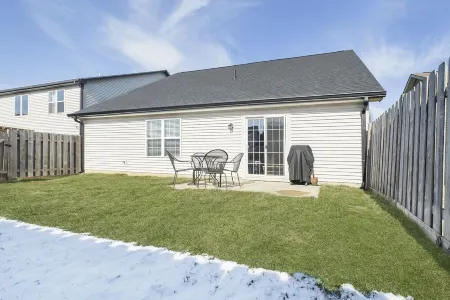 Westfield Home 3 Br + 2.5 BA + Office + Loft + Yard.