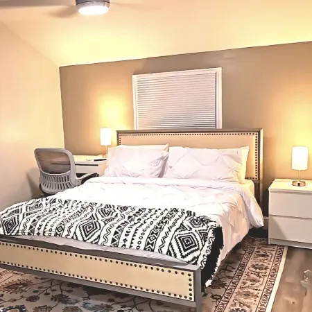 3-bedroom house in perfect Springfield with WiFi, AC