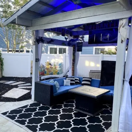 LOCATION LOCATION COVE Quiet/Private/Garden Oasis/Water SUNSETS we got a spot!