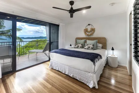 Panorama 10 Отели в г. Остров Гамильтон