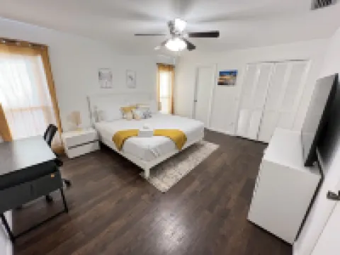 Dream Vacation Home w/heated pool near Clearwater&St. Pete/beaches quiet